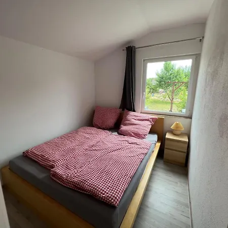 度假居 Eichkobel 赖因斯贝格